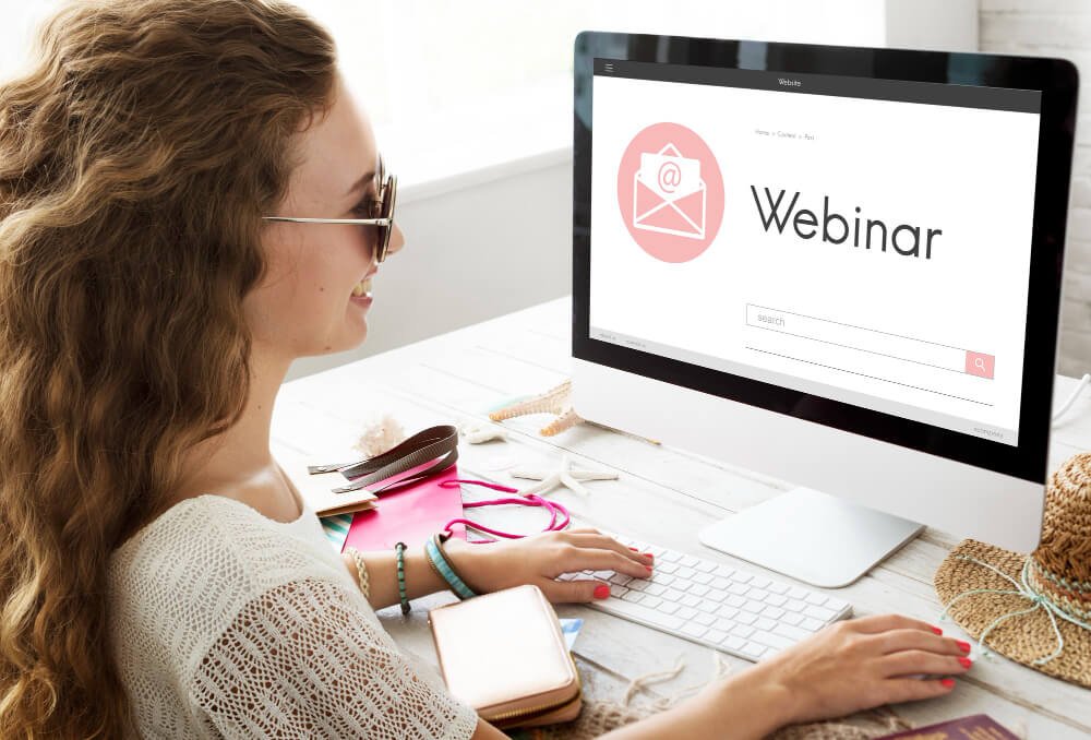 How to Customize Emails in Zoom Webinars