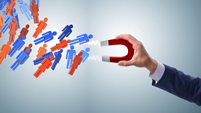 Webinars Should Be Formatted for Better Engagement