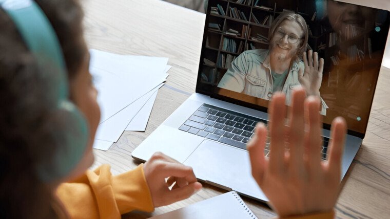 How Does WebinarJam Work for Hosting Live Webinars