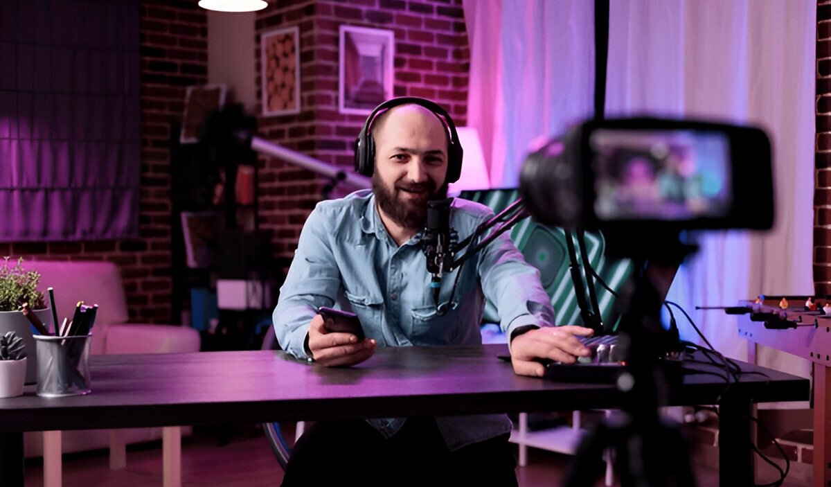 Can Webinar Hosts Hear Me
